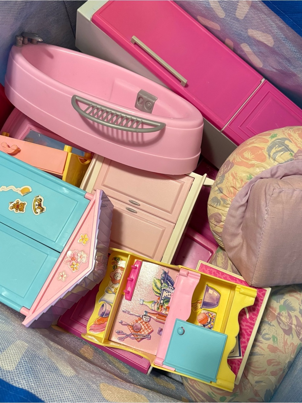 Barbie furniture lot